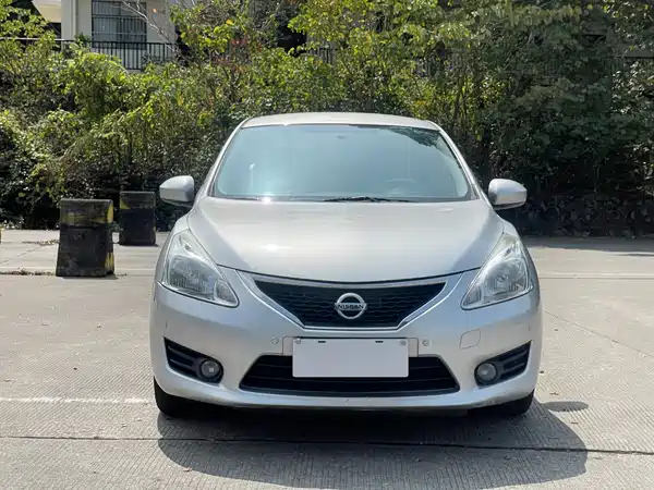 Nissan Tiida 2011