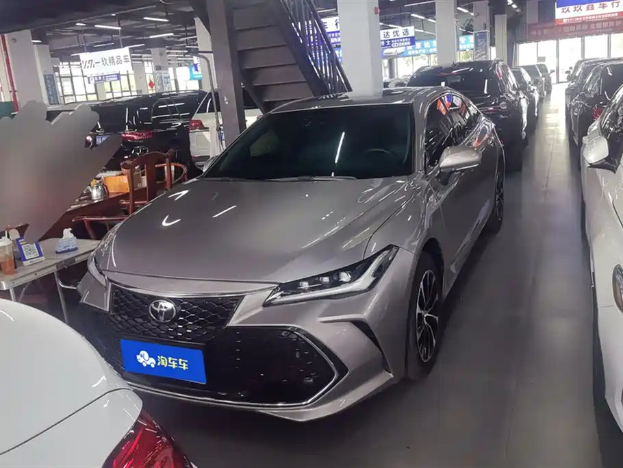 Toyota Avalon 2022