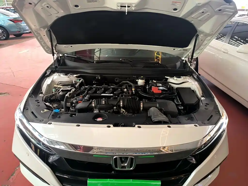 Honda Accord 2020 — фото 20