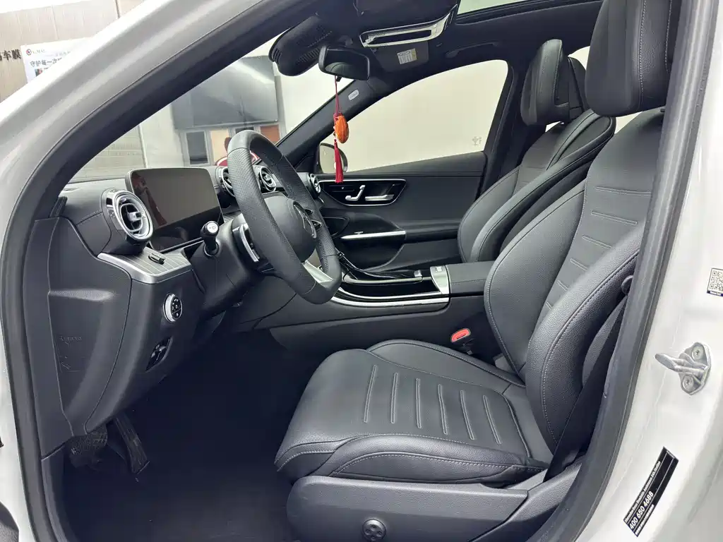 Mercedes-Benz C-Class 2022 — фото 10