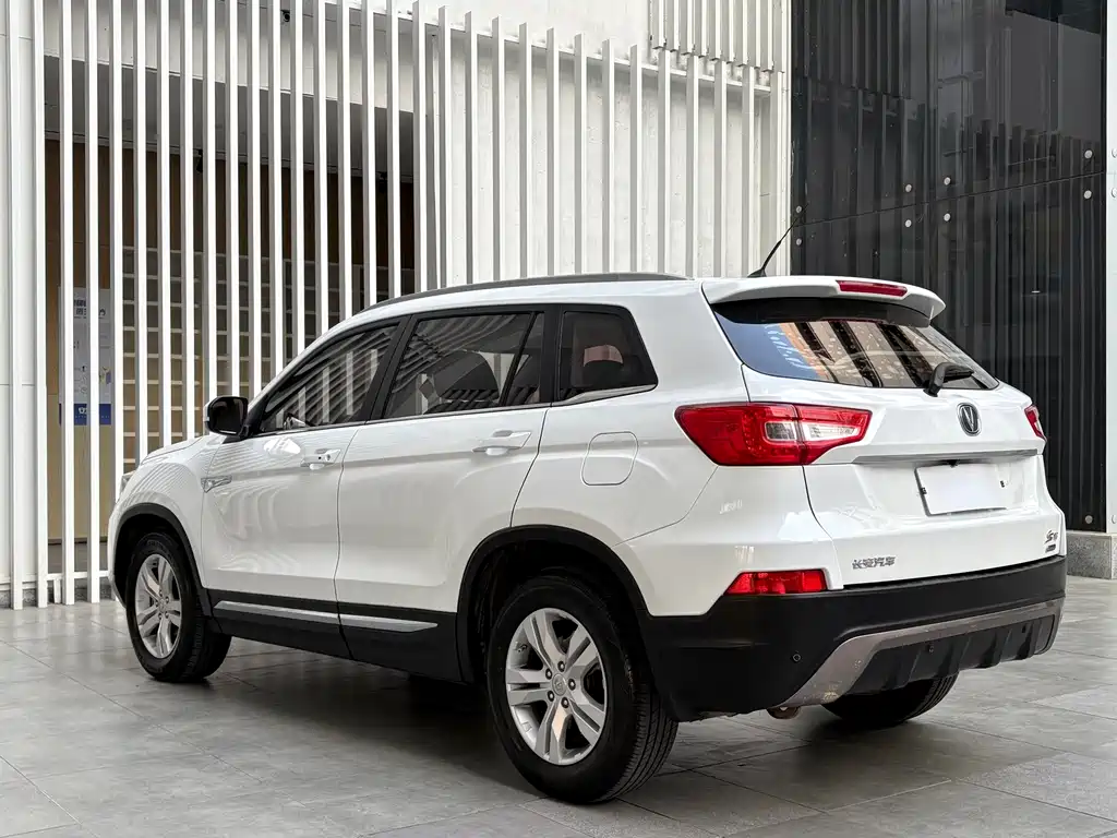 Changan CS75 2016 — фото 16