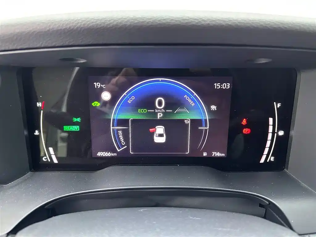 Toyota Camry 2024 — фото 11