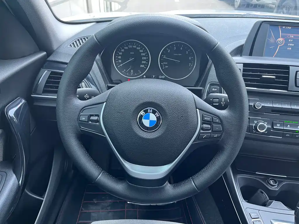 BMW 1 Series 2013 — фото 9