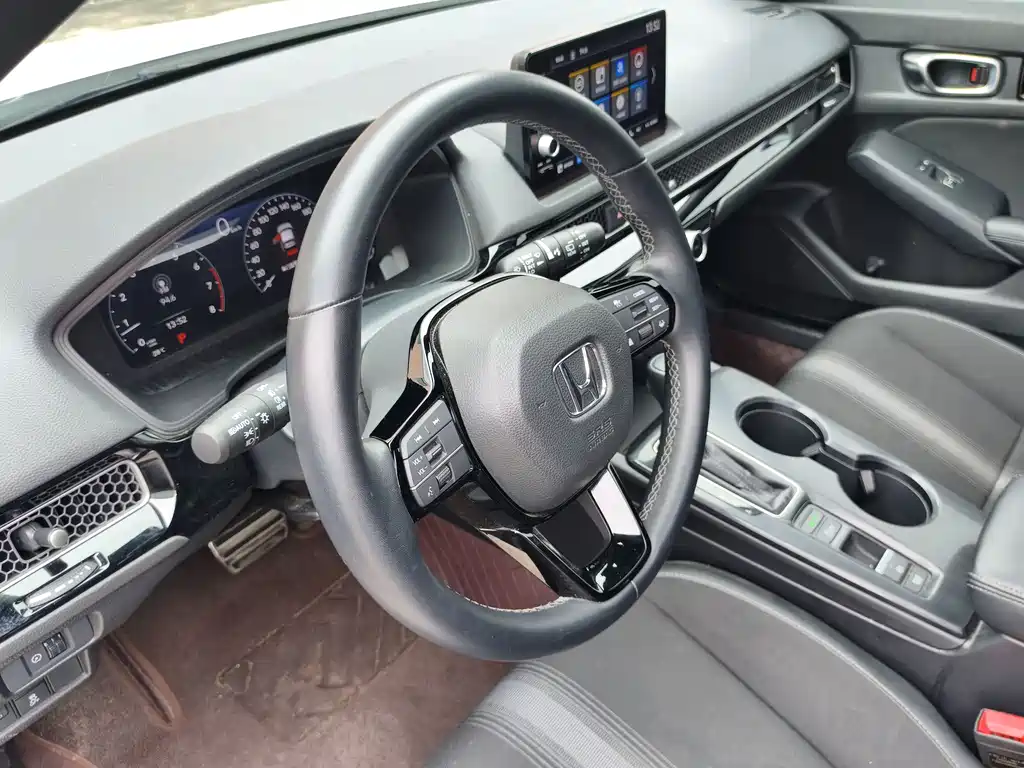 Honda Civic 2025 — фото 14