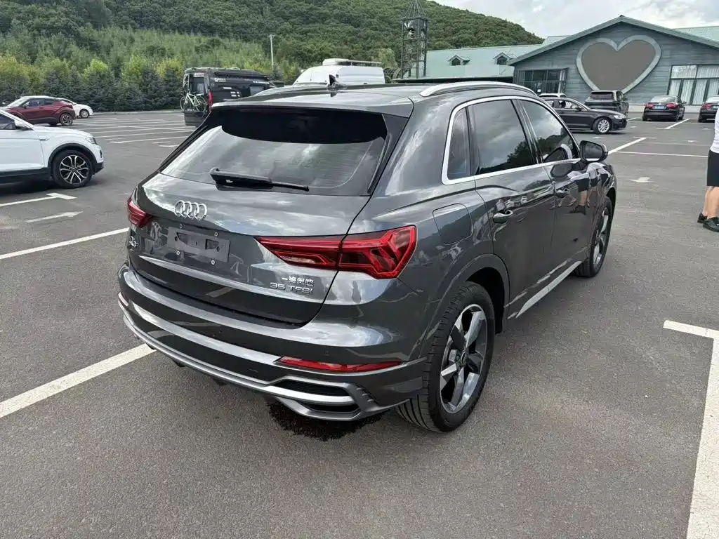 Audi Q3 2022