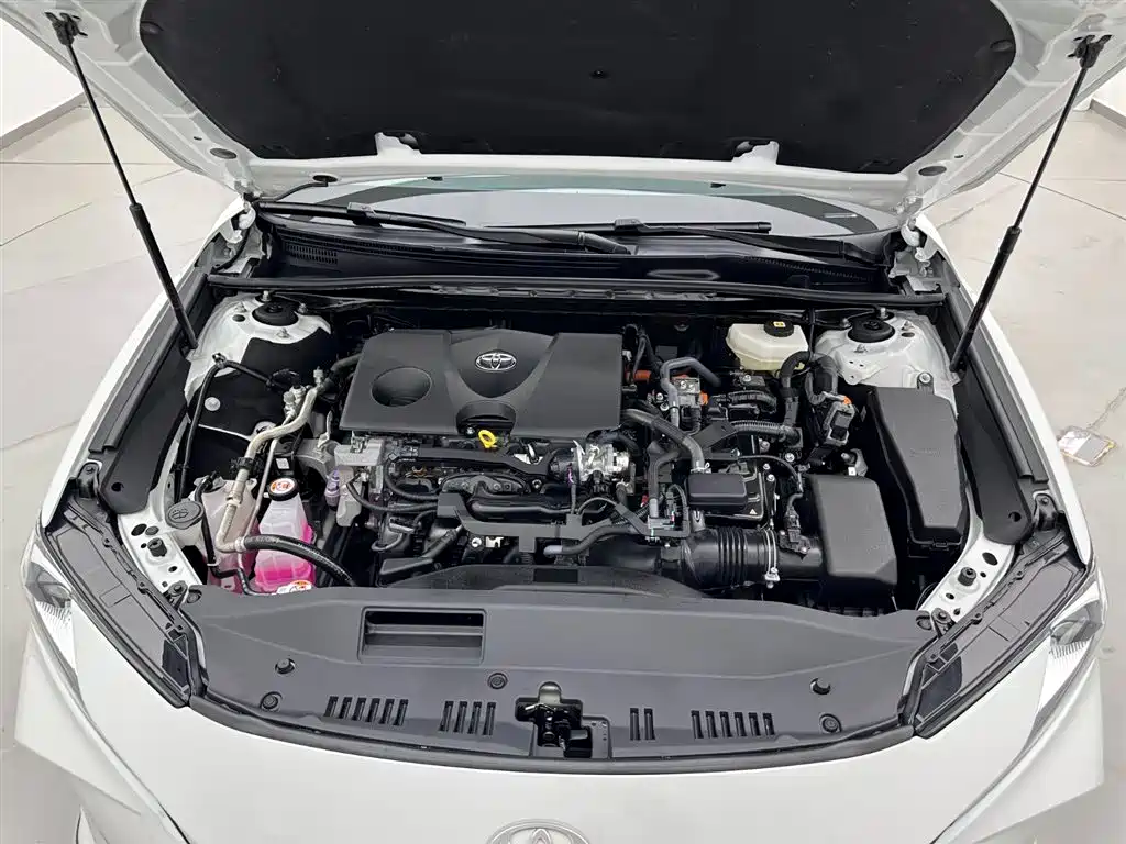 Toyota Camry 2024 — фото 26