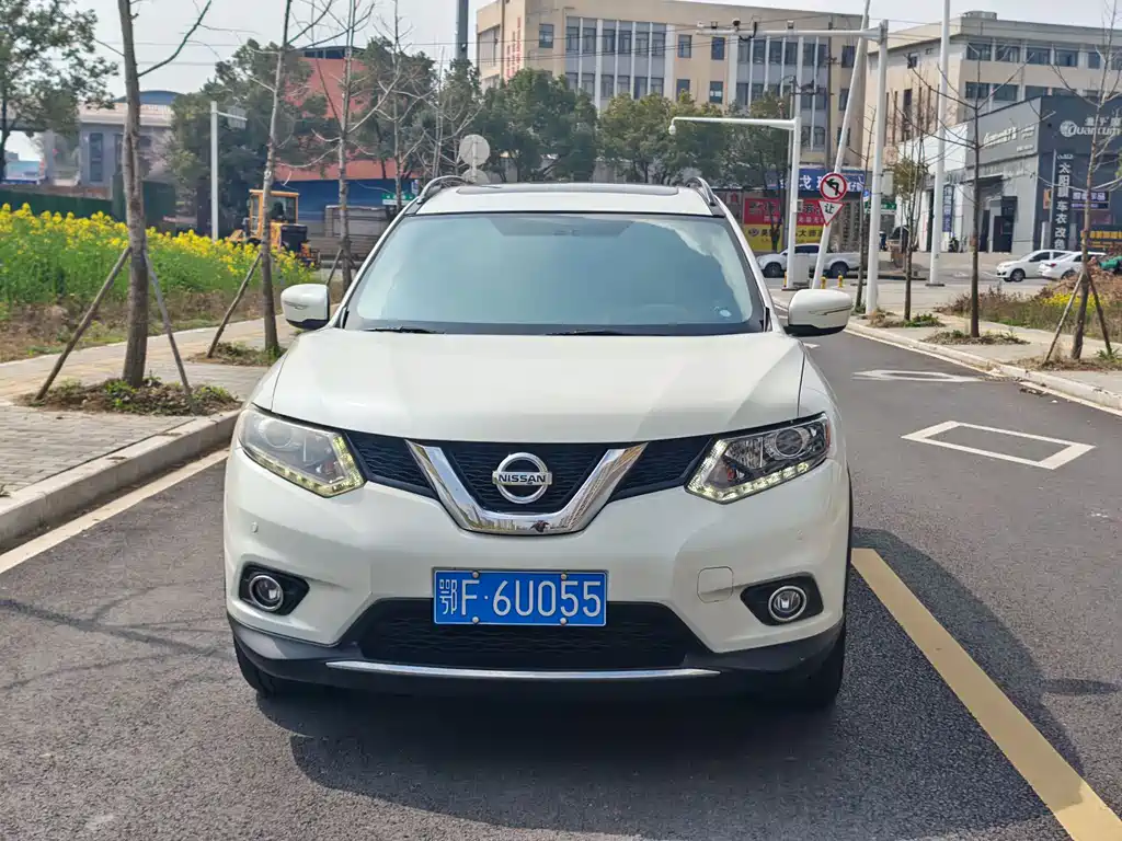 Nissan X-Trail 2014 — фото 2