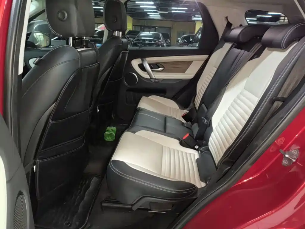 Land Rover Discovery Sport 2020 — фото 17