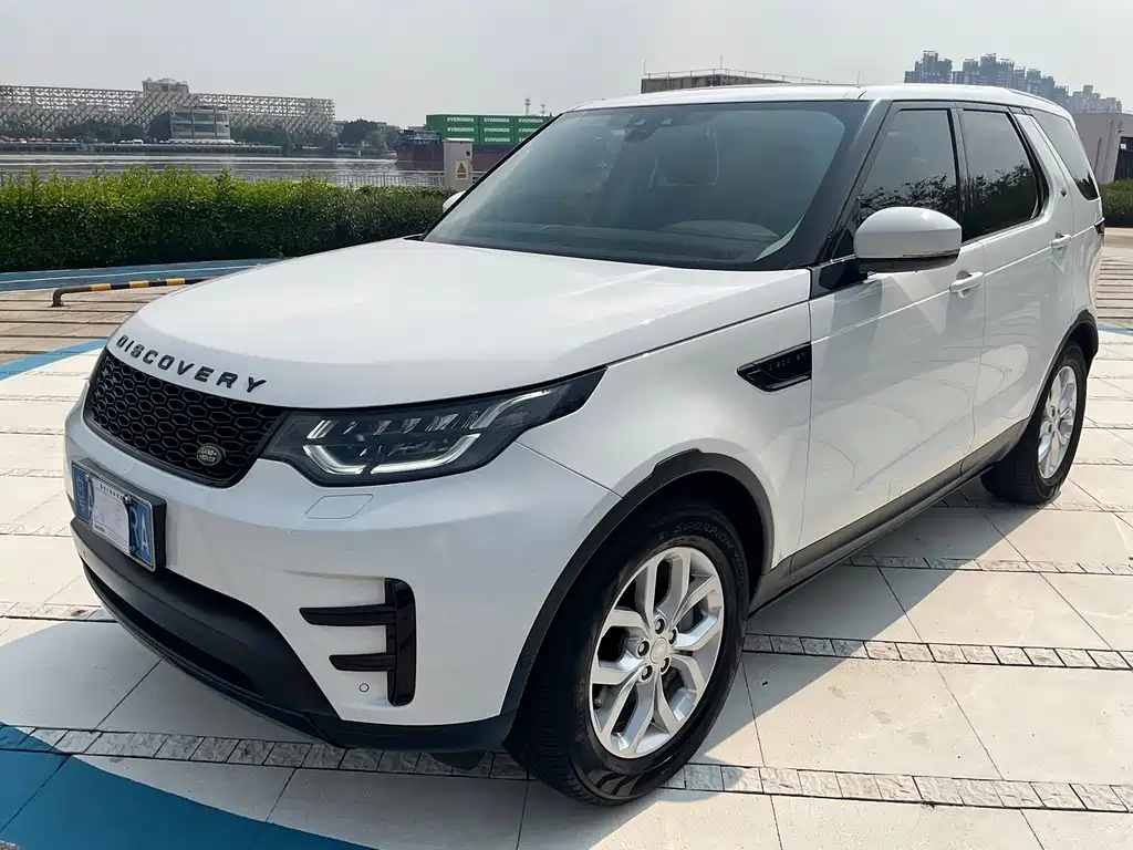 Land Rover Discovery 2020 — фото 1