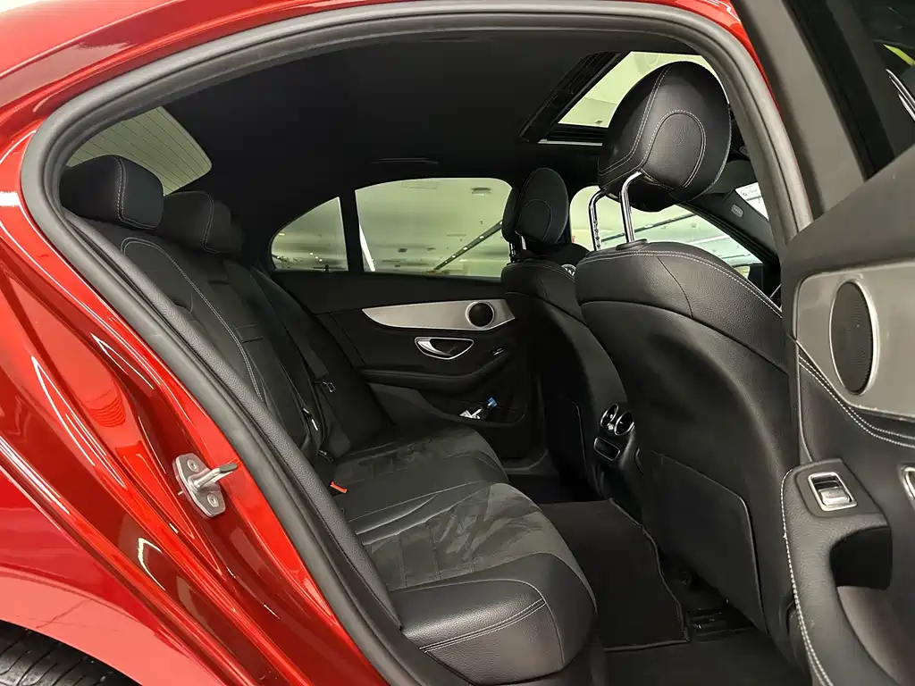 Mercedes-Benz C-Class 2019 — фото 13