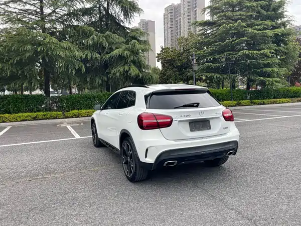 Mercedes-Benz GLA 2018