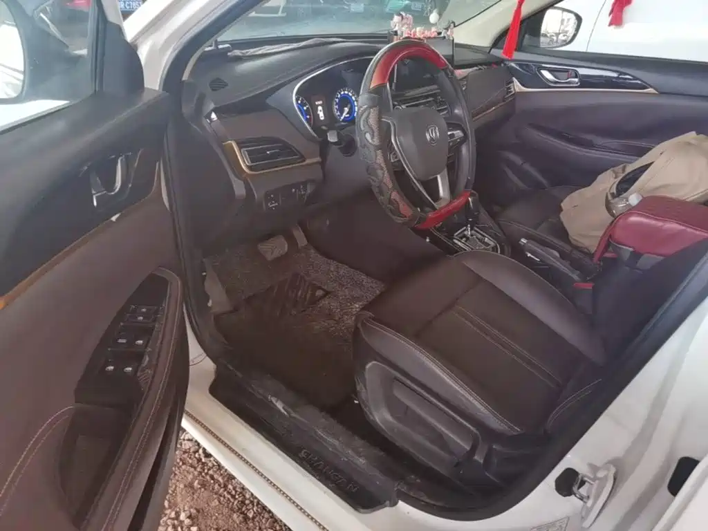 Changan Eado DT 2018 — фото 16