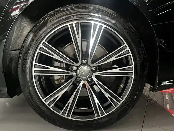 Audi A6L 2024