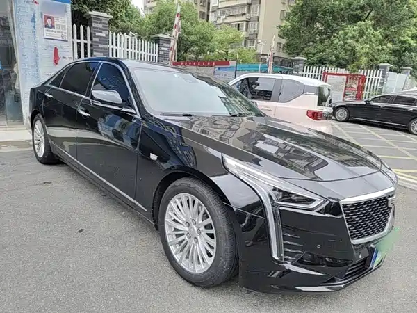 Cadillac CT6 2021