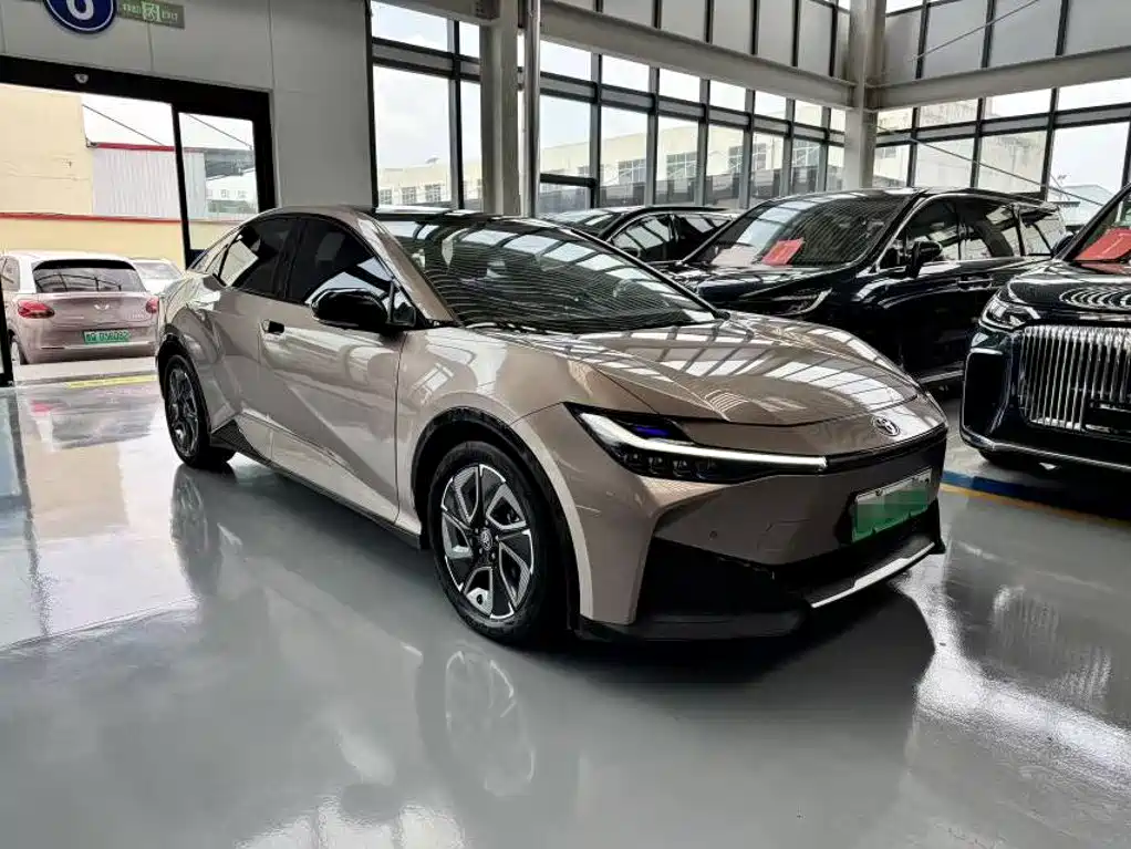 Toyota bZ3 2023