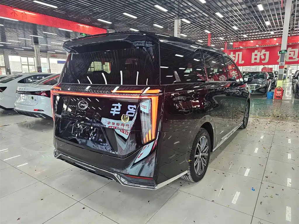 GAC Motor Trumpchi M8 2026 — фото 5