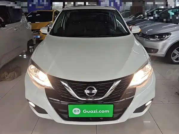 Nissan Tiida 2019
