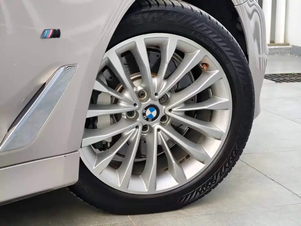 BMW 5 Series 2017