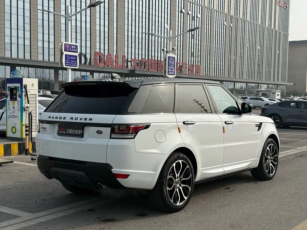 Land Rover Sport 2018 — фото 14