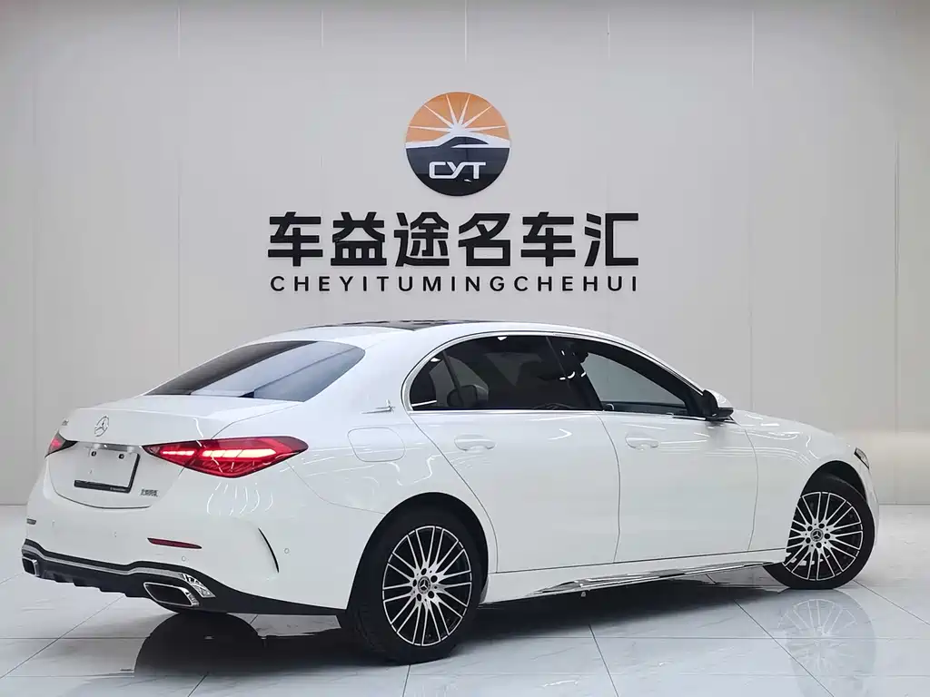 Mercedes-Benz C-Class 2024