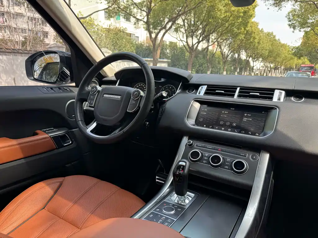 Land Rover Sport 2017 — фото 12