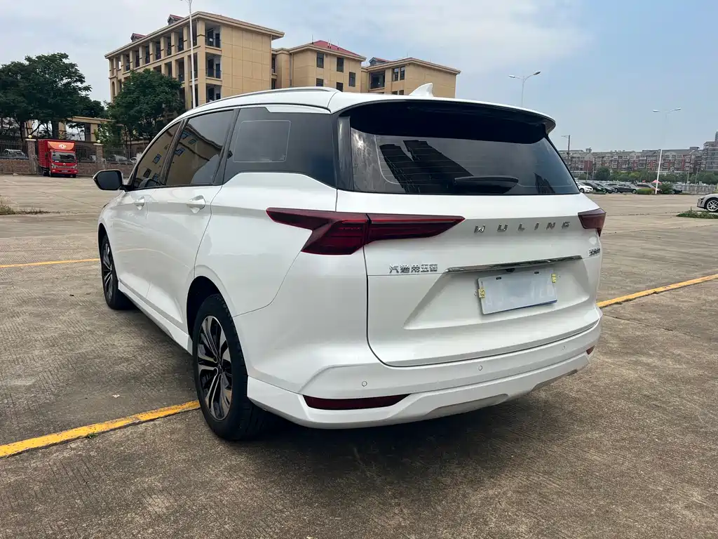 Wuling Victory 2022 — фото 11