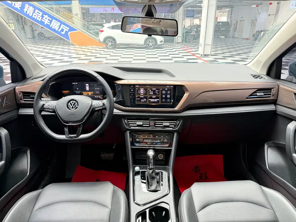 Volkswagen Tharu 2022