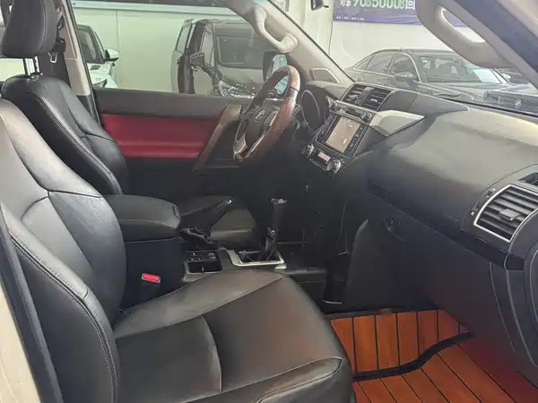 Toyota Prado 2016