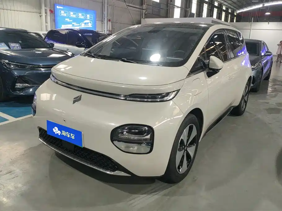 Baojun Yunduo 2024