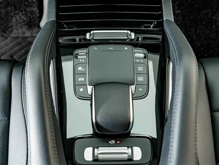 Mercedes-Benz GLE Coupe 2023 — фото 15