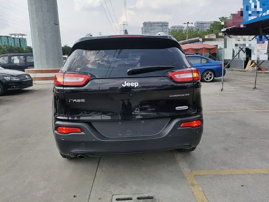 Jeep Cherokee 2017