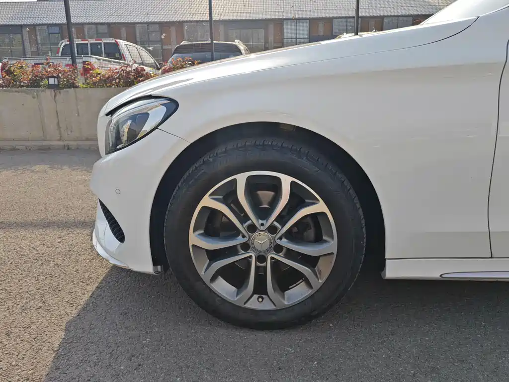Mercedes-Benz C-Class 2015 — фото 26