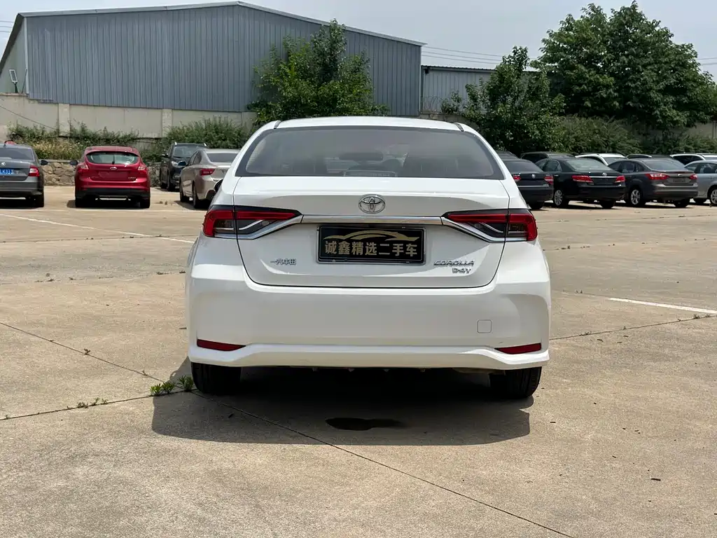 Toyota Corolla 2021 — фото 10
