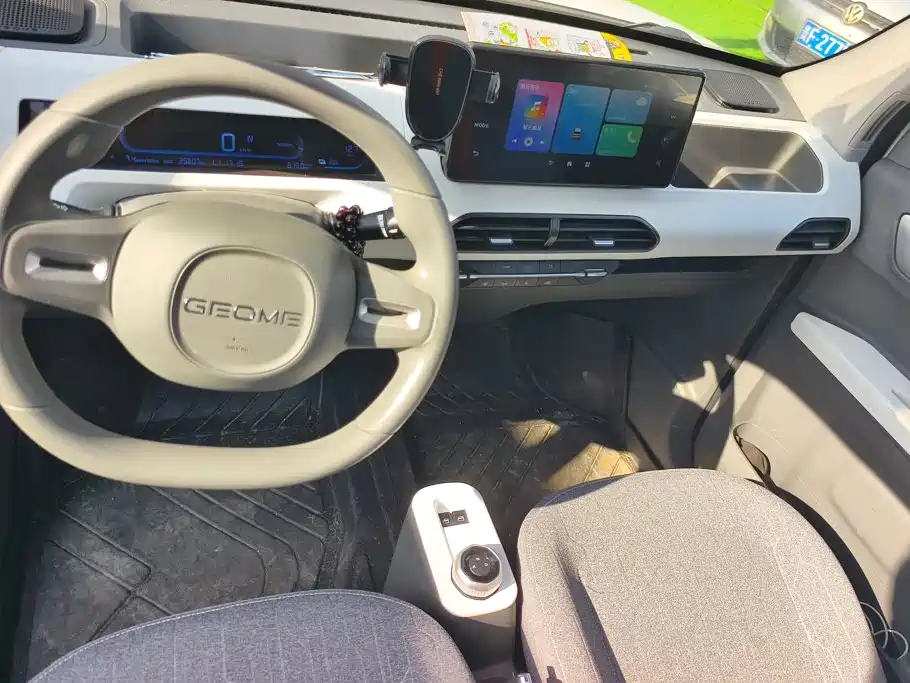 Geely Galaxy Panda 2023 — фото 12