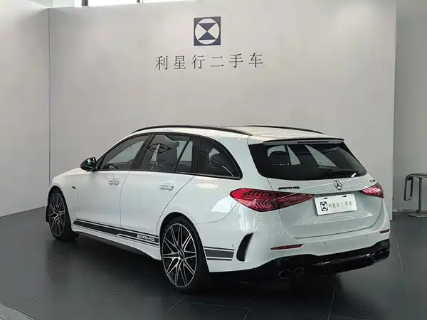 Mercedes-Benz C-Class AMG 2025