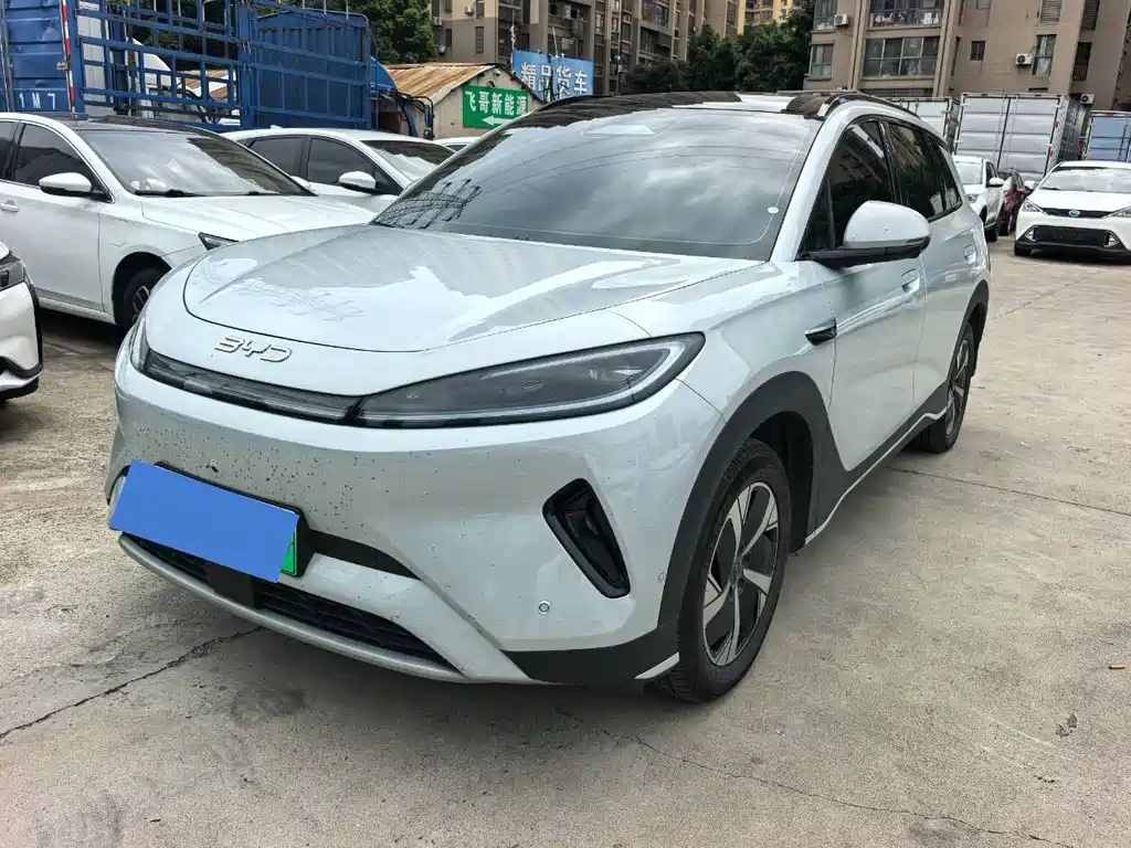 BYD Sealion 05 EV 2025 — фото 1