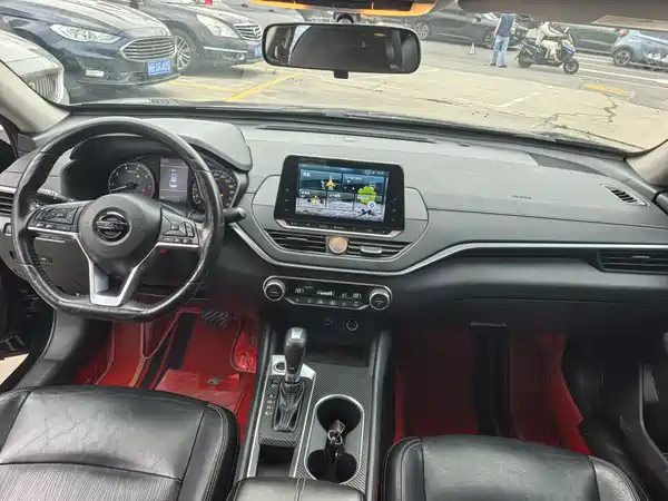 Nissan Teana 2020
