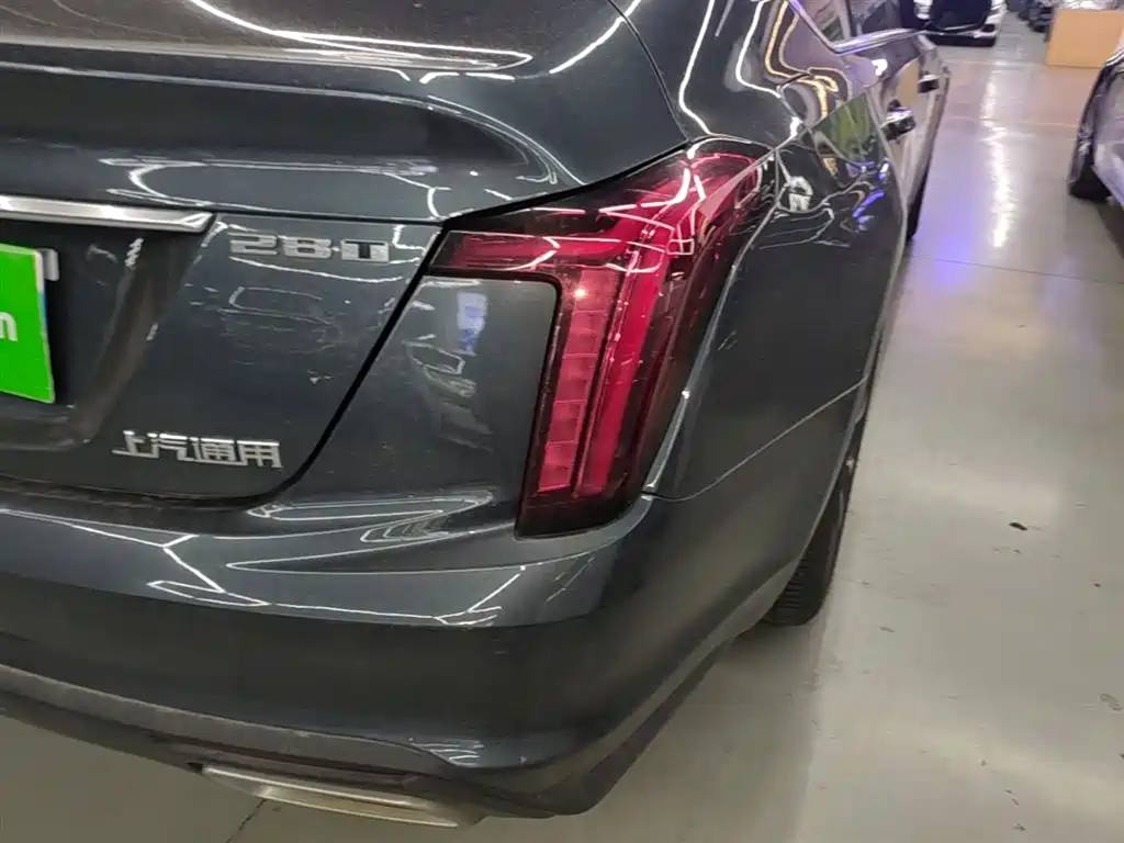 Cadillac CT5 2022 — фото 8