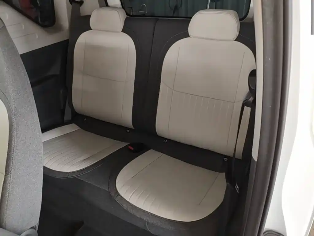 Geely Galaxy Panda 2025 — фото 17