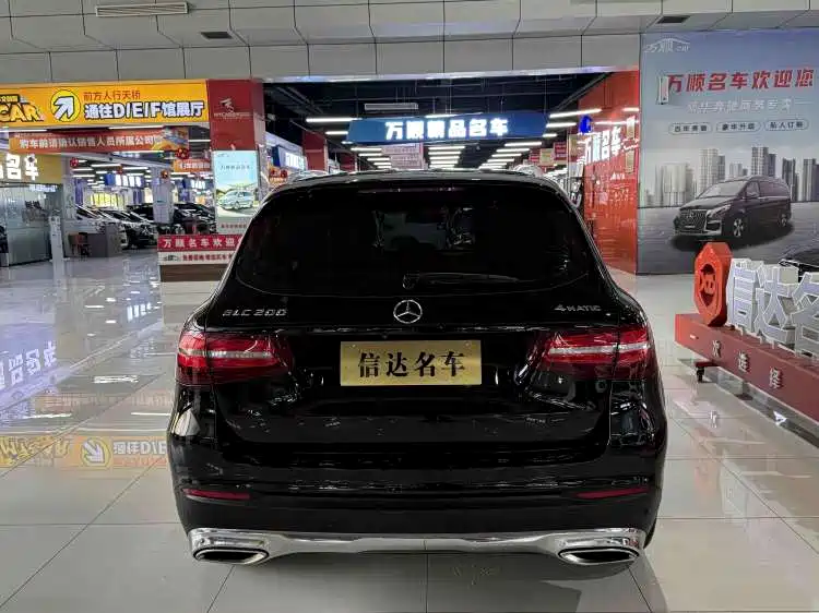 Mercedes-Benz GLC 2016 — фото 20