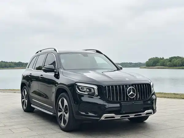 Mercedes-Benz GLB 2023