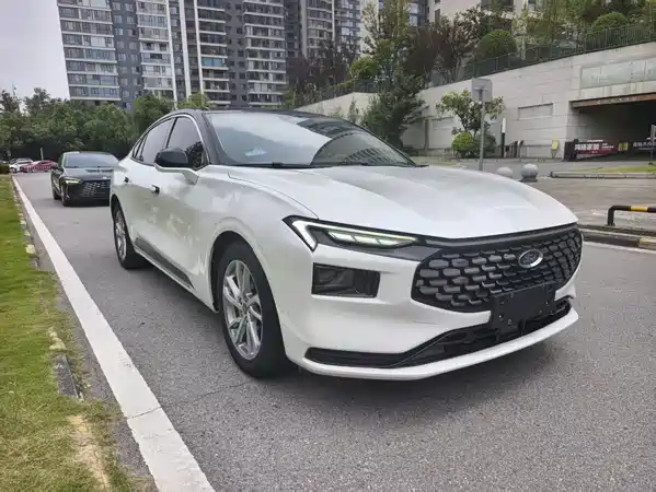 Ford Mondeo 2023
