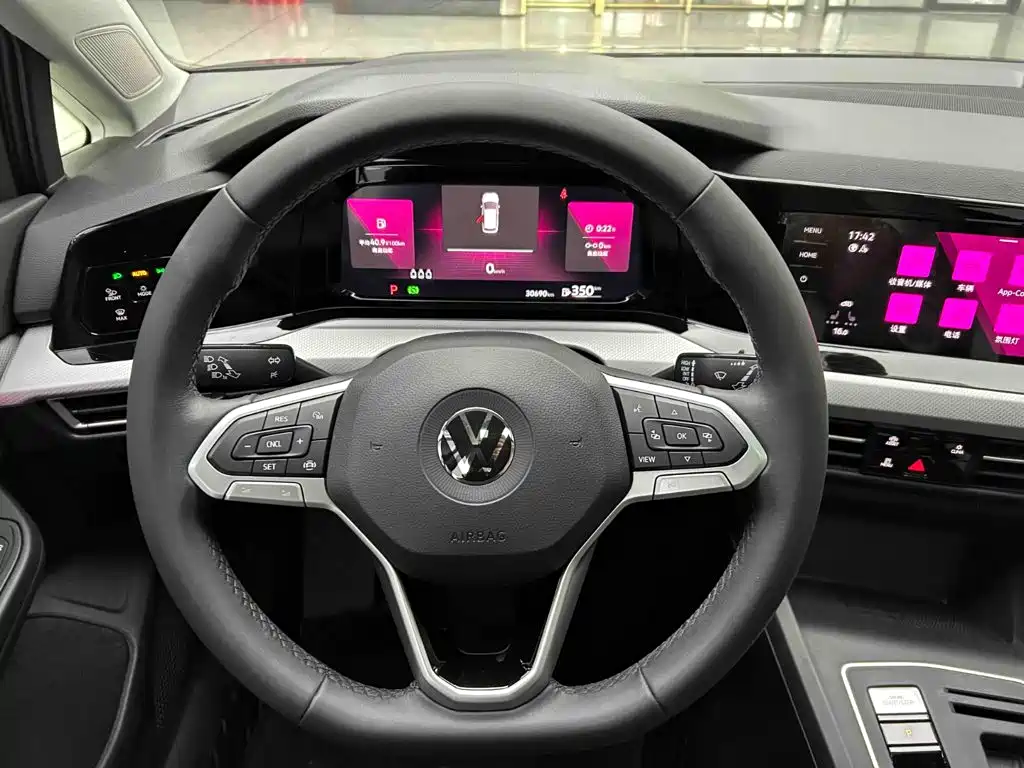 Volkswagen Golf 2022