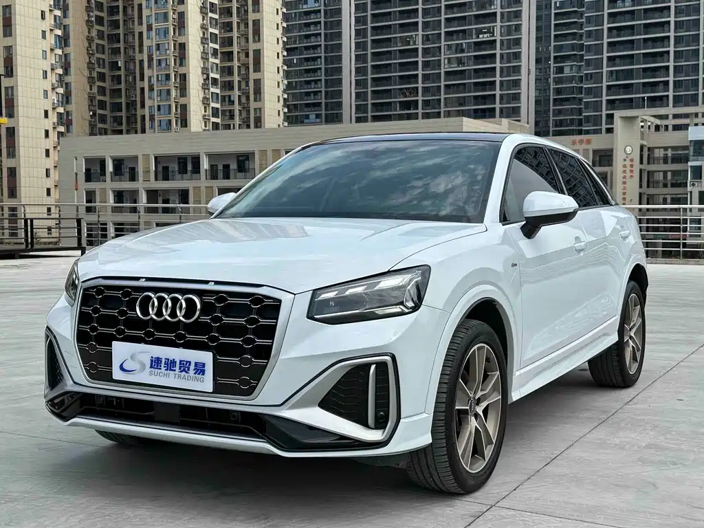 Audi Q2L 2023