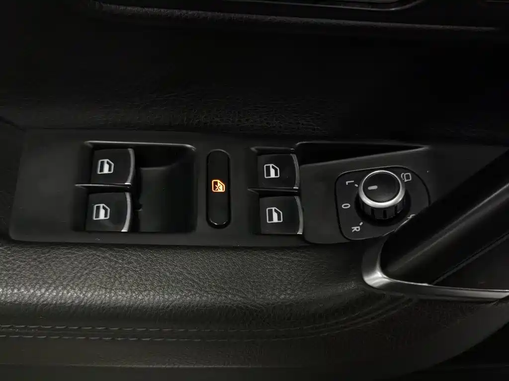 Volkswagen CC 2016 — фото 9