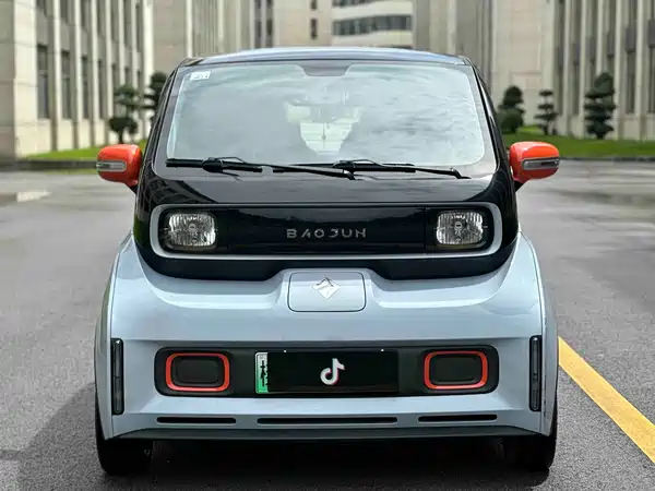 Baojun Kiwi EV 2021