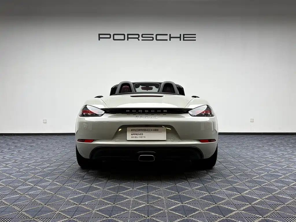 Porsche 718 2023 — фото 8