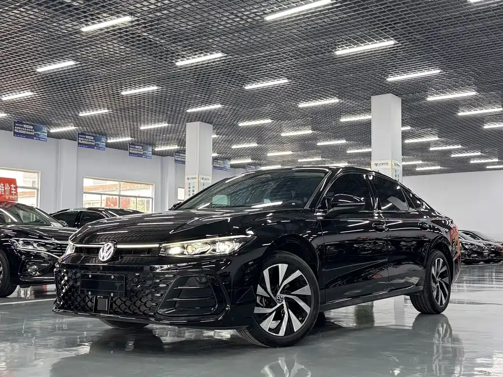 Volkswagen Passat 2025
