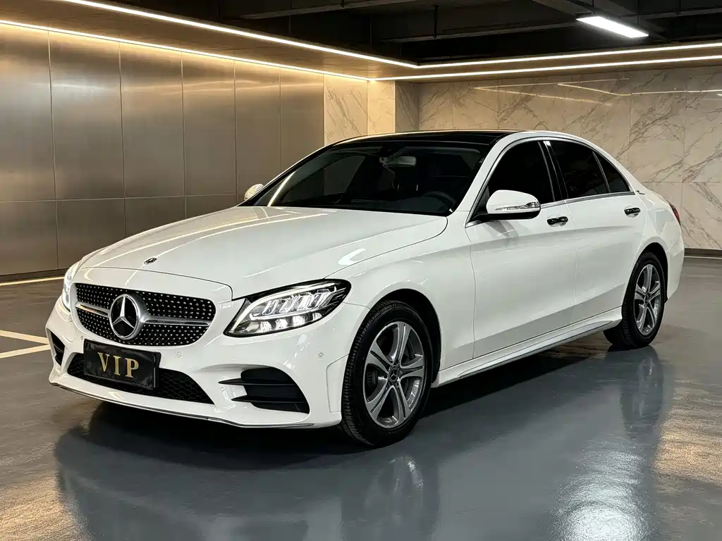Mercedes-Benz C-Class 2020