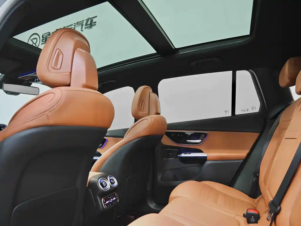 Mercedes-Benz GLC 2025 — фото 18